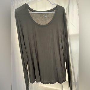 OFFLINE by aerie long sleeve tee size XL
